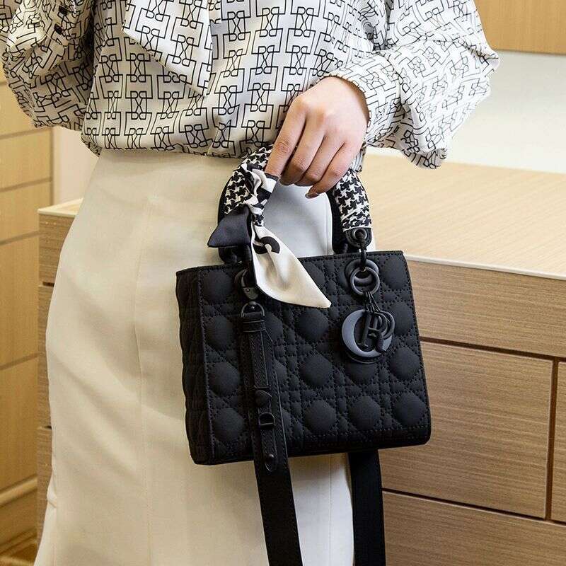 Genuine Leather Princess Diana Handheld Matte Bag For Women New Versatile Chain Shoulder Crossbody