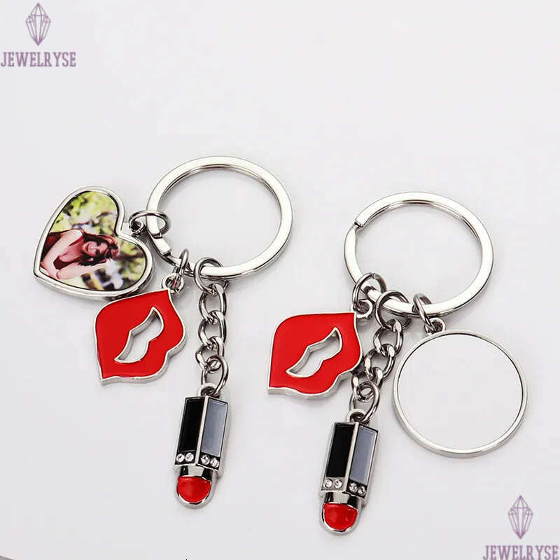 Sublimation Blank DIY Heart Round Red Lip Lipstick Alloy Silver Plated Pendants Designer Jewelry Lover Keychains Key Rings For Family Gift