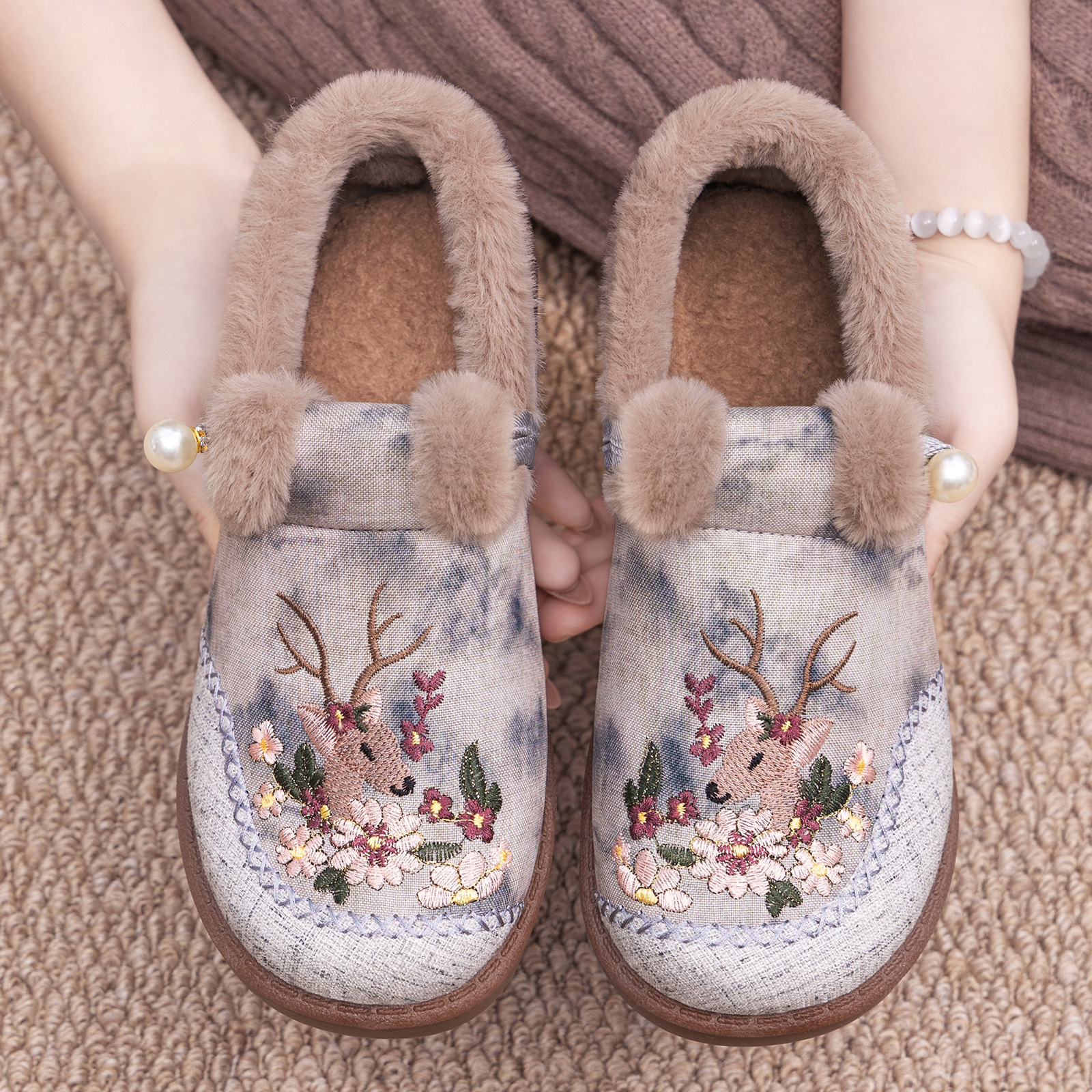 Women's Winter Cotton Shoes with Fleece Lining, Thickened Old Beijing Cloth Shoes, National Style Deer and Flower Cotton Boots, Widened Thick Sol