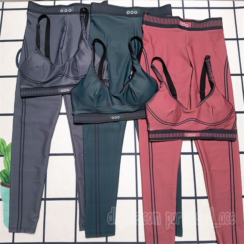 Luxury Sporty Bra Tank Leggings Set For Women Designer Letter Printed Padded Yoga Outfits Summer Vacation Beach Resort Wear Gym Fitness Sportswear
