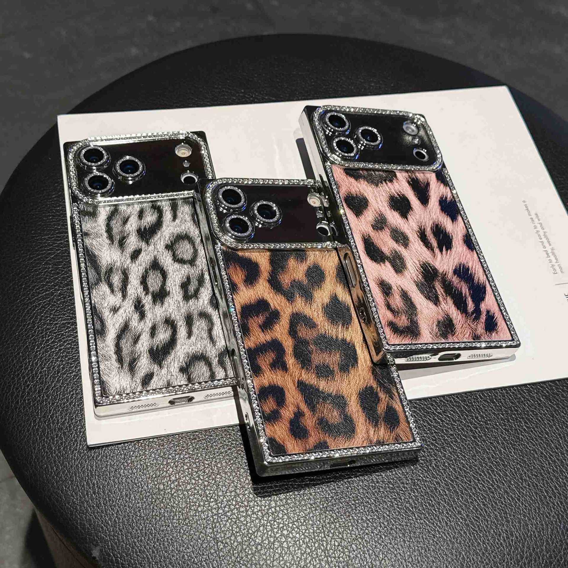 Electroplated Rhinestone Leopard Pattern Case for iPhone 17 Apple 16 Max Square 15 Pro High-end Feel