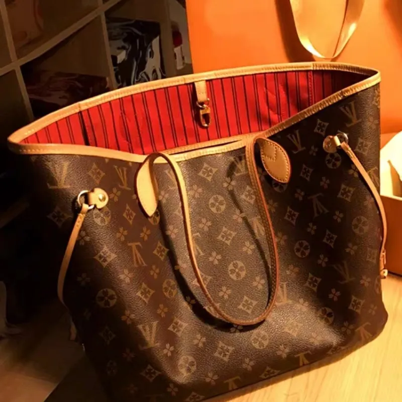 a3 High Quality Pochtt East Wst lvslys handbags womn luxury Dsignr Shouldr lvslys Bags mbossd crossbody clutch chain Purs lvslys mssngr bag LL6