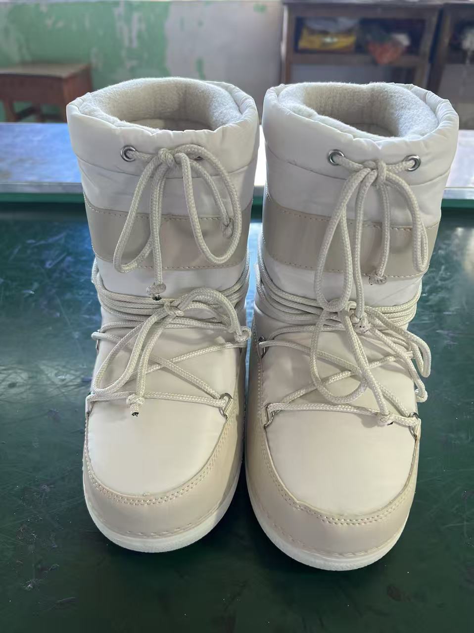 Free Shipping Fashionable simple waterproof anti slip boots with short sleeves thick warm snow hot