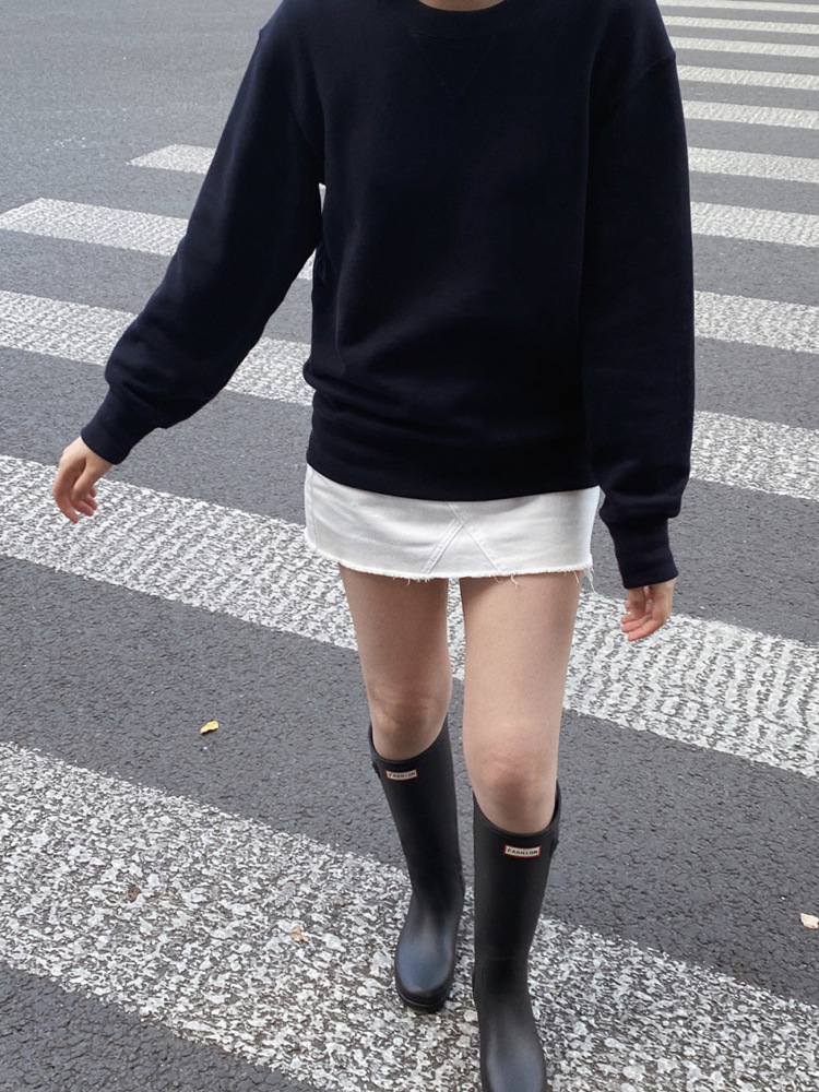 Tall Black Waterproof Rubber Rain Boots Side Buckle & Fashion Label Accent Outdoor Daily Footwear