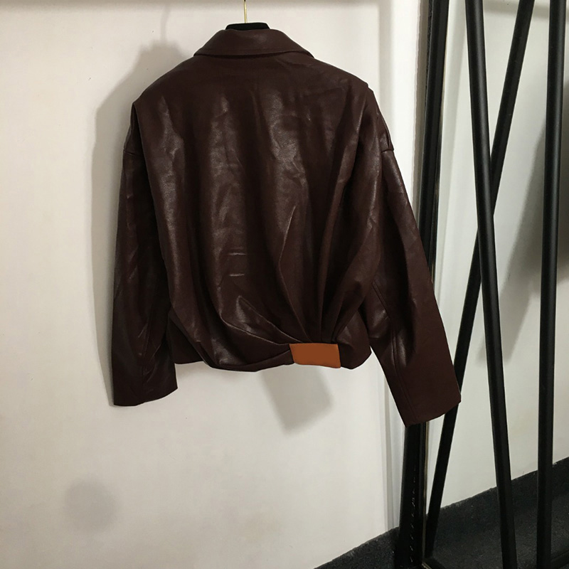 Luxury Denim Trucker Jacket Designer Women Draped Coat Pleated Skirts Dress Vet Blouse Tops Pants