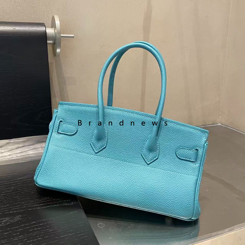 100% Genuine Leather Totes Female High Quality Shoulder Bag Purses And Handbags Silver Buckle Horizontal Designer 30cm Clutch 2026 New Office Lady Work Sling Bag 3487