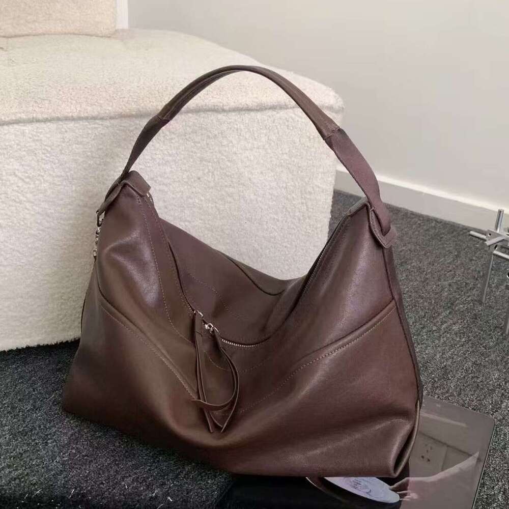 Luxury Bag Designer Shoulder Bags Totes Hobo Niche Design LE New Wandering Large Capacity Casual Soft Cowhide Underarm Simple Single Handheld Dumpling