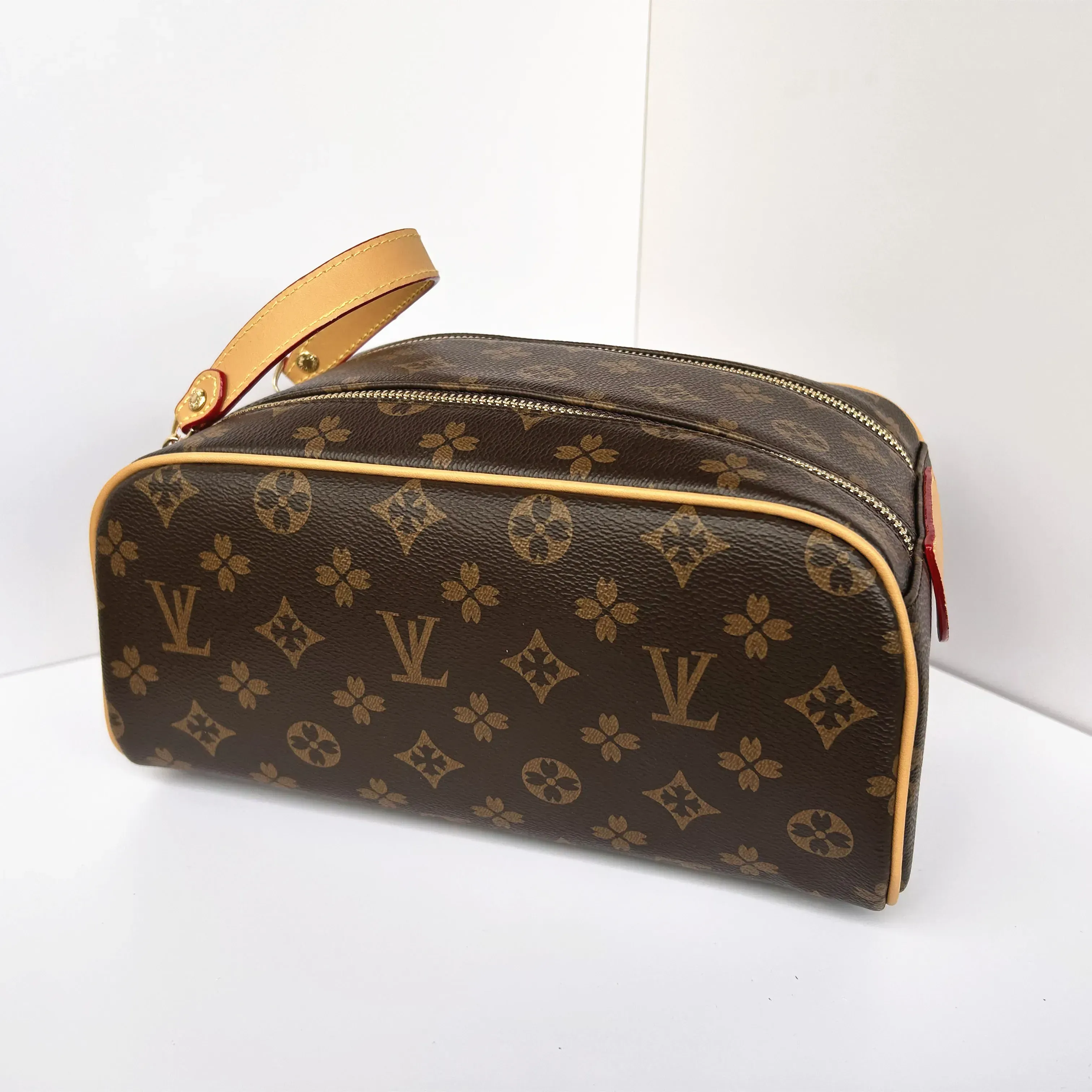 top quality Designer bag Men Women travelling large capacity Wash Bag wallet Cosmetic Toilet Pouch Beauty Makeup Case Pochette Double Zippy Kits Shopping bags