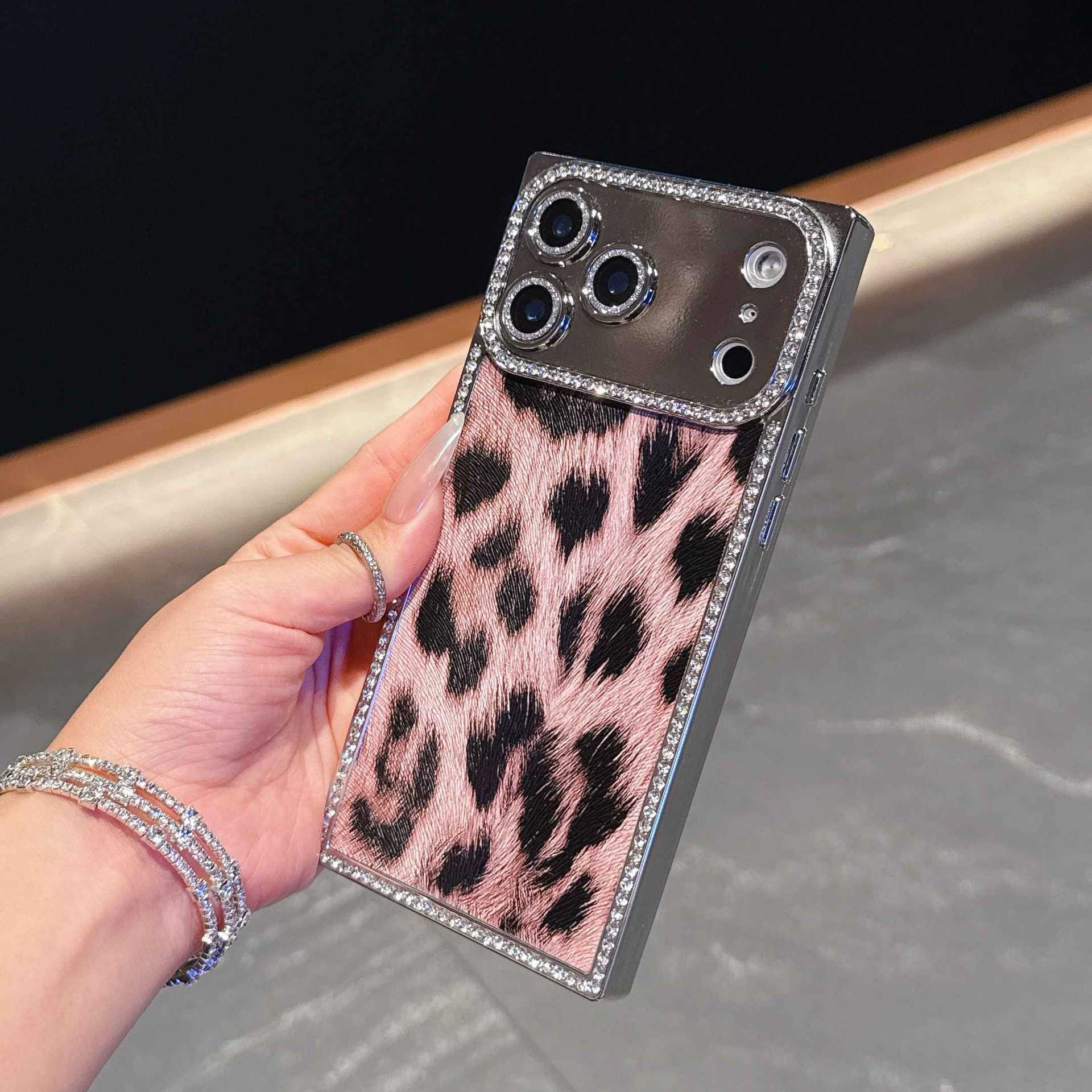 Electroplated Rhinestone Leopard Pattern Case for iPhone 17 Apple 16 Max Square 15 Pro High-end Feel