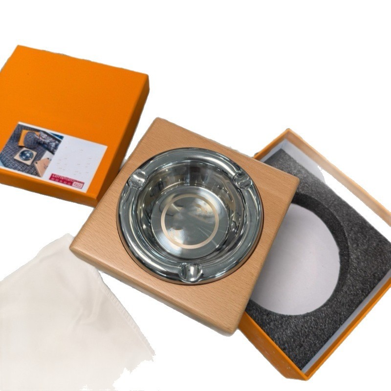 Light Luxury Walnut Creative Home Studio Office Model Room Cigar Ashtray Ornament