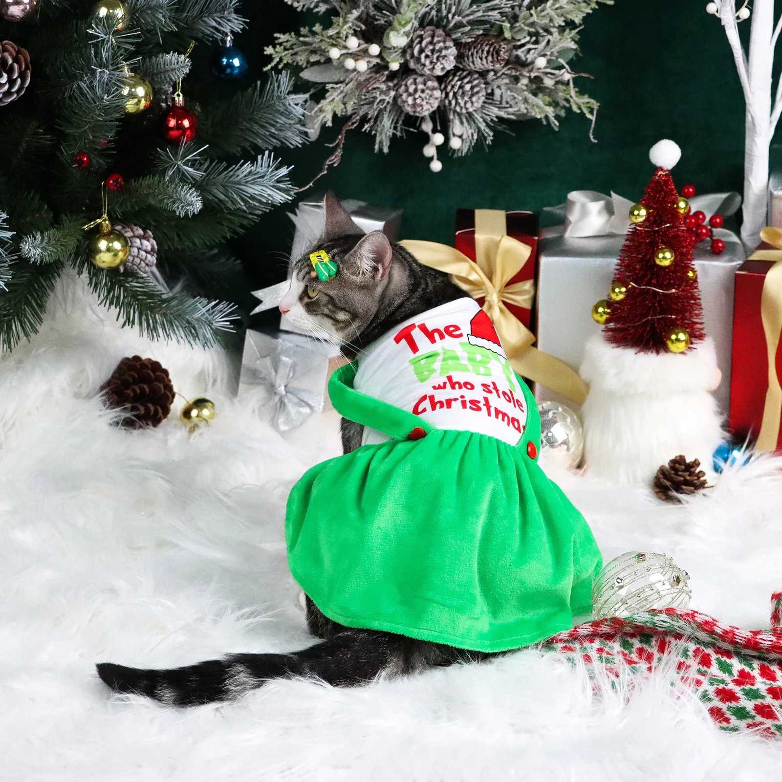 Dog Christmas Dresses Warm Puppy Clothes with Cute Letters Printed Beautiful and Comfort Costume with Heart Ornaments Dog Xmas M251208