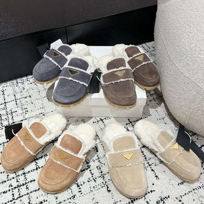 Luxury mule clog sandal Designer shoe woman fur slide new Suede Winter warm furry Fur Fluffy Slippers Flat Shearling Scuffs sandals Mules Wool Shoes Walking Vacation
