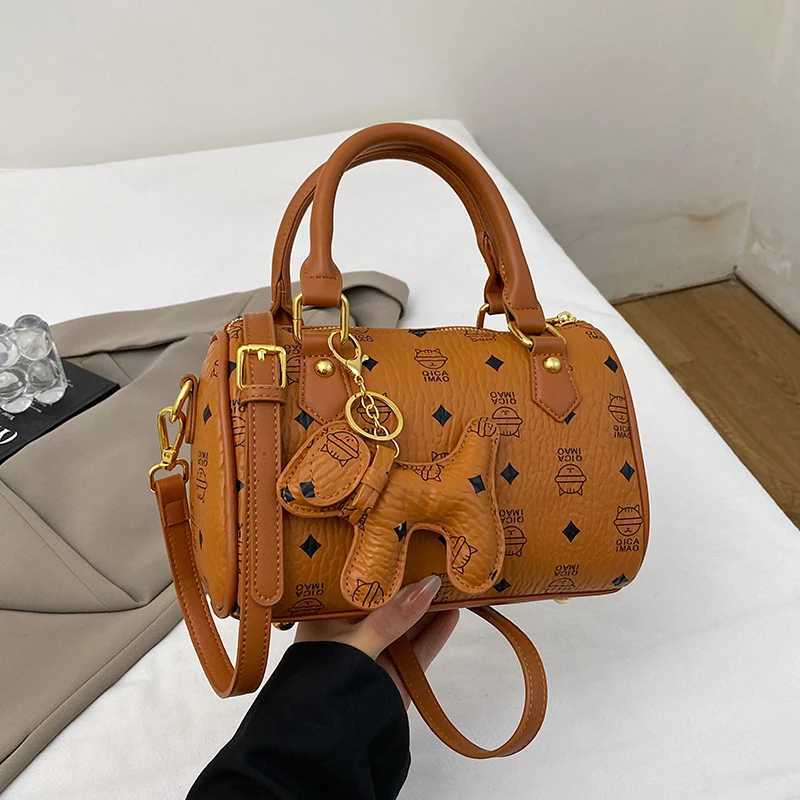 Timeless Designer Leather Tote Bag - Elegant Crossbody Shoder Handbag For Wen Durable Off Accessory Y251208