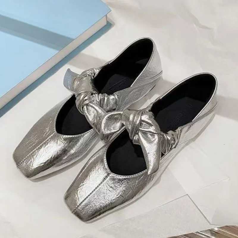 Fi Flat Shoes Womens Spring Square Head Shallow Mouth Butterfly Knot Set Foot Soft Soles N-slip Single ShoesXJ251208