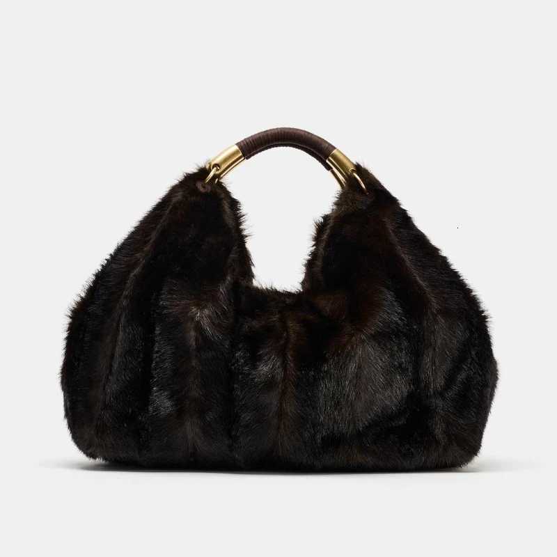 MAXI FAUX FUR BAG Fuzzy Fur Fluffy Large Handbag Womens Fashionable Tote Bag Elegant Ladies Luxury Designer Shoulder Bags C251208