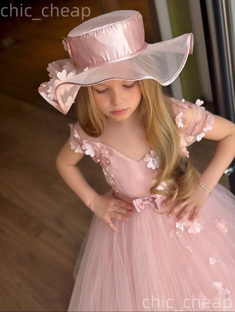 2026 Blush Pink A-line Flower Girl Dresses Flowers V-neck Tulle Little Girl Christmas Peageant Birthday Christening Tutu Dress Gowns ZJ422
