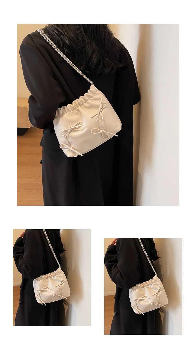 Niche pleated design portable small bag wens summer simple fi messenger bag Y251208