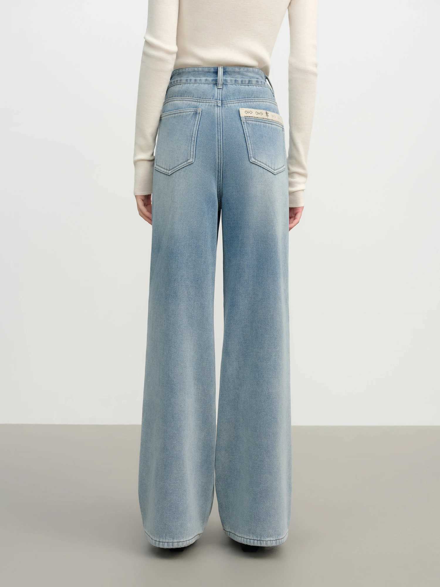 FSLE Vintage Distressed Embroidered Jeans with High-Waisted Slimming Design Winter Womens Water-Washed Wide-Leg Loose-Fit JeansT251208