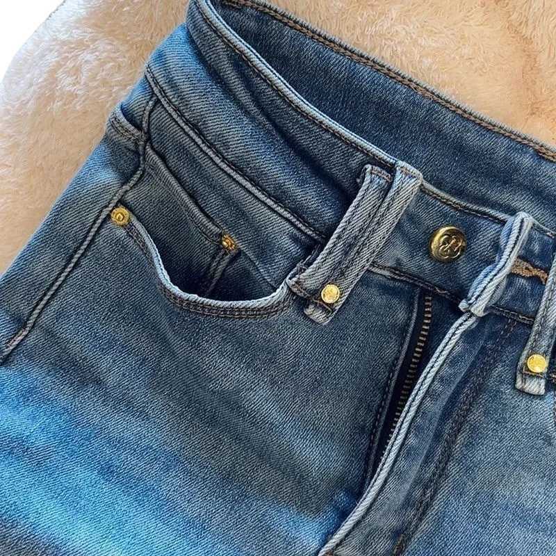 Flared Jeans for Women 25 Autumn Winter New Arrival Plus Velvet Elastic Retro Slim Sexy Petite Long PantsT251208