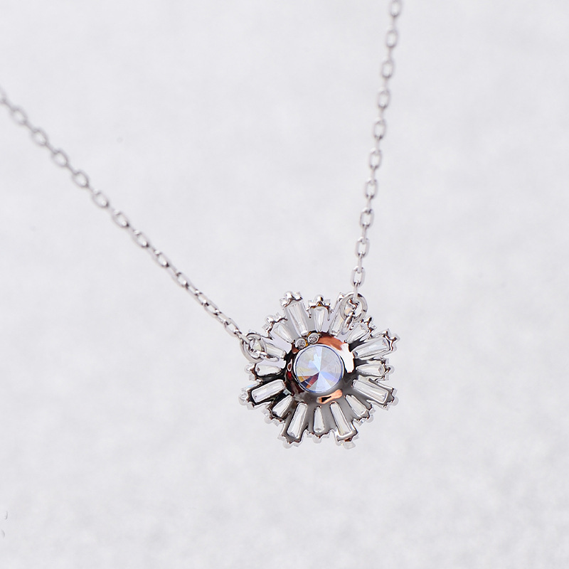Exquisite New Blue Sunflower Necklace Charming Girl Crystal Daisy Collarbone Chain Perfect For Holiday Gift Jewelry Set