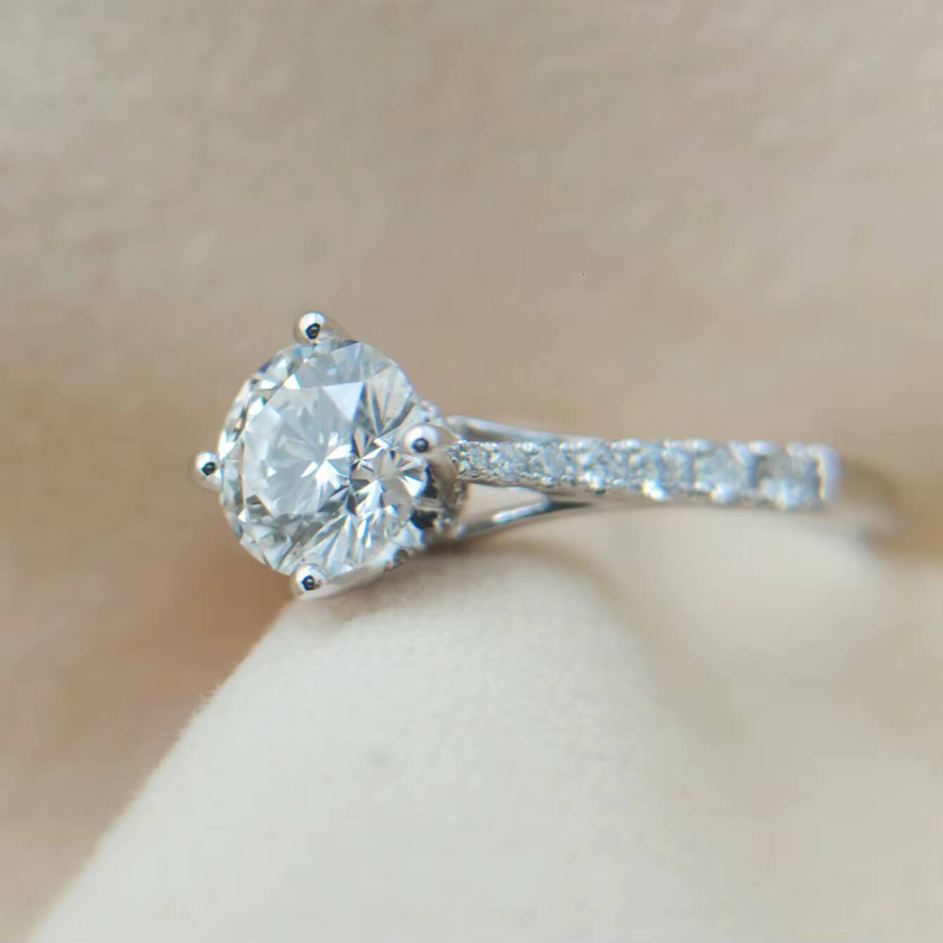 1Ct Round 3Ex Cut White IGI Certified Jewelry Lab Grown Diamond Ring 18K Gold