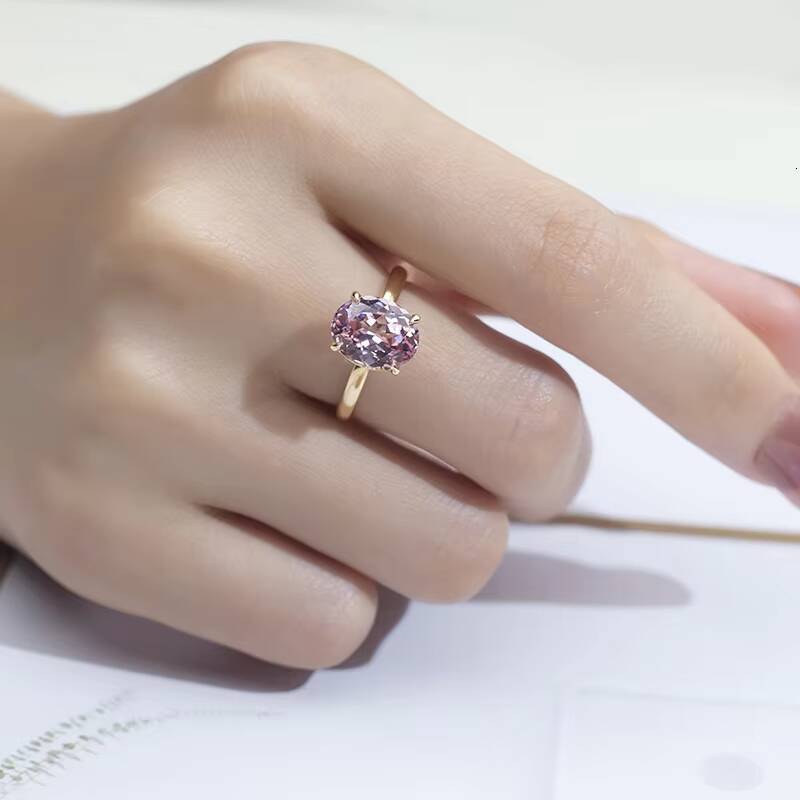 Solitaire Oval Cut Lab Grown Diamond Jewelry 18K Yellow Gold Pink Lab Diamond Wedding Rings