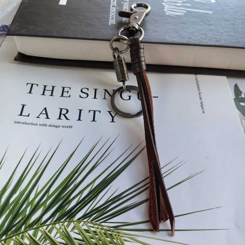 Hot selling Cowhide Weaving Alloy Lobster Buckle Leather Tassel Pendant Keychain Bag Accessories For WomenXJ251208 - view 5