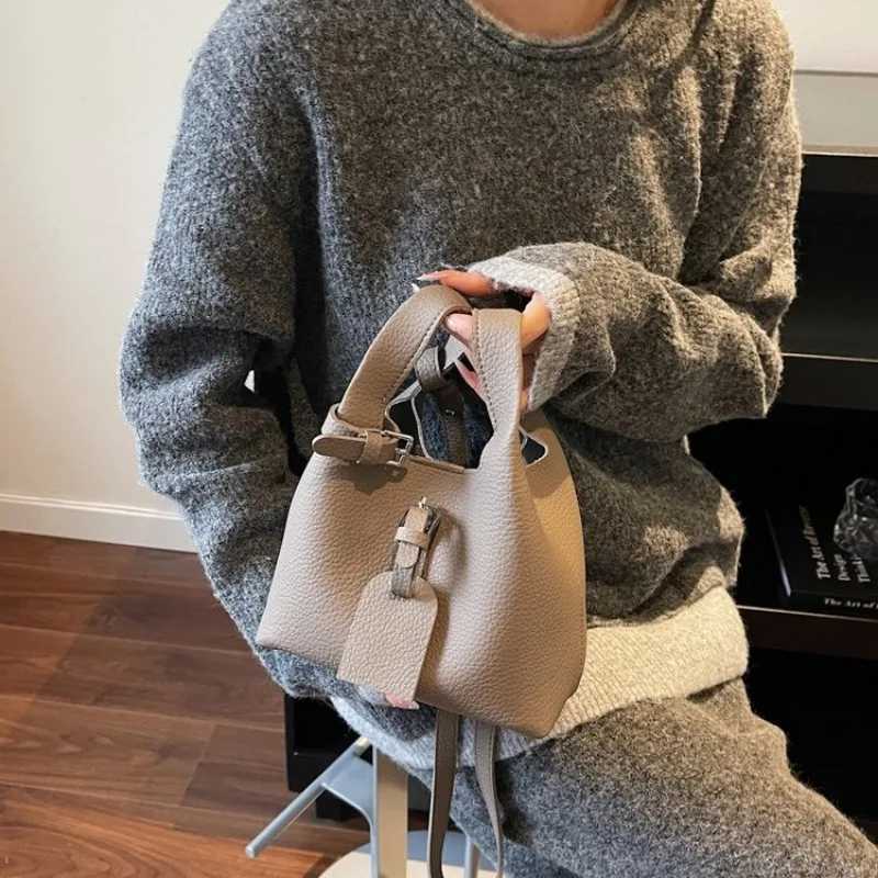 Fiable Maillard Fem Bag Ins Wind Pattern Floral Accent Campus Students Bag Daily Use Y251208