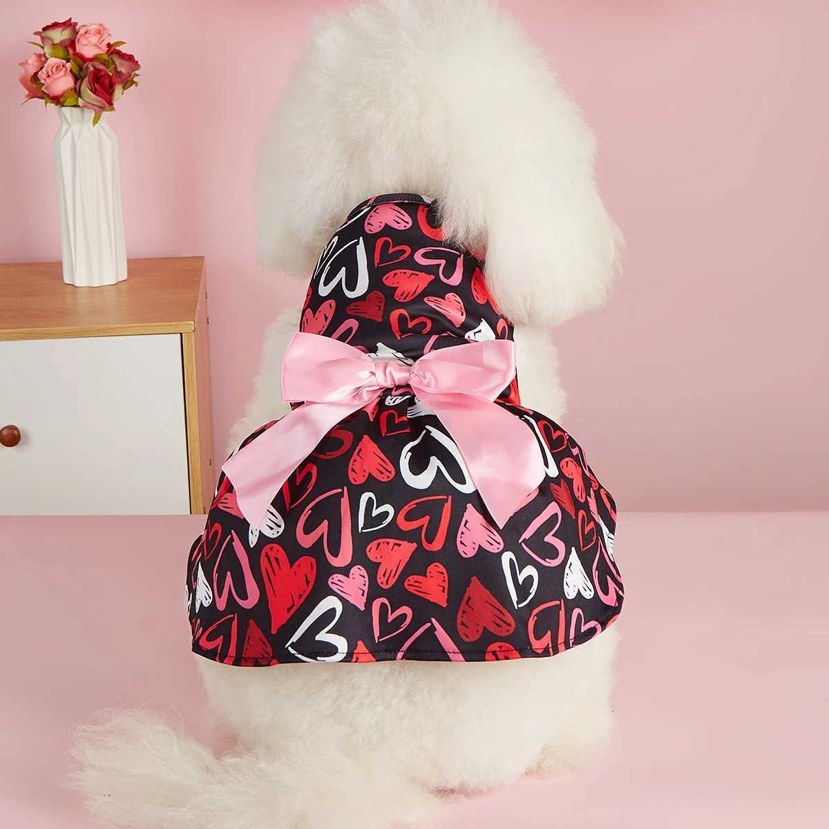 Dog Hearted Print Dress Spring Dog Clothes for Small Dogs Girl Valentines Puppy Princess Tutu Cute Dog Tulle Dresses Pet Party C M251208