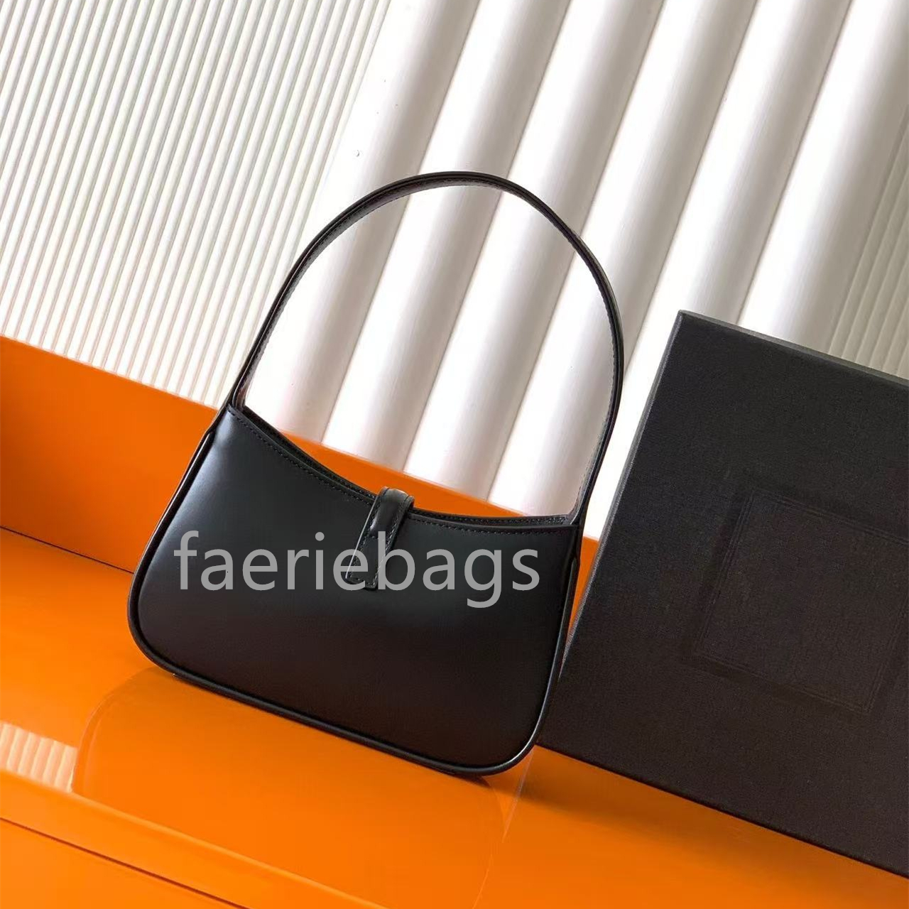 Lady Bag saddle bag luxury bag designer bag high-quality leather armpit bag saddle bag fashionable shoulder bag luxury handbag handle adjustable totebag