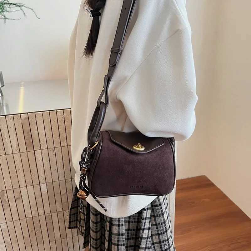 Elegant Ladies Handbags Leather Messenger Bag Classic Popar By Luxury Brand Famous Designer Wen Shoder Bag Y251208