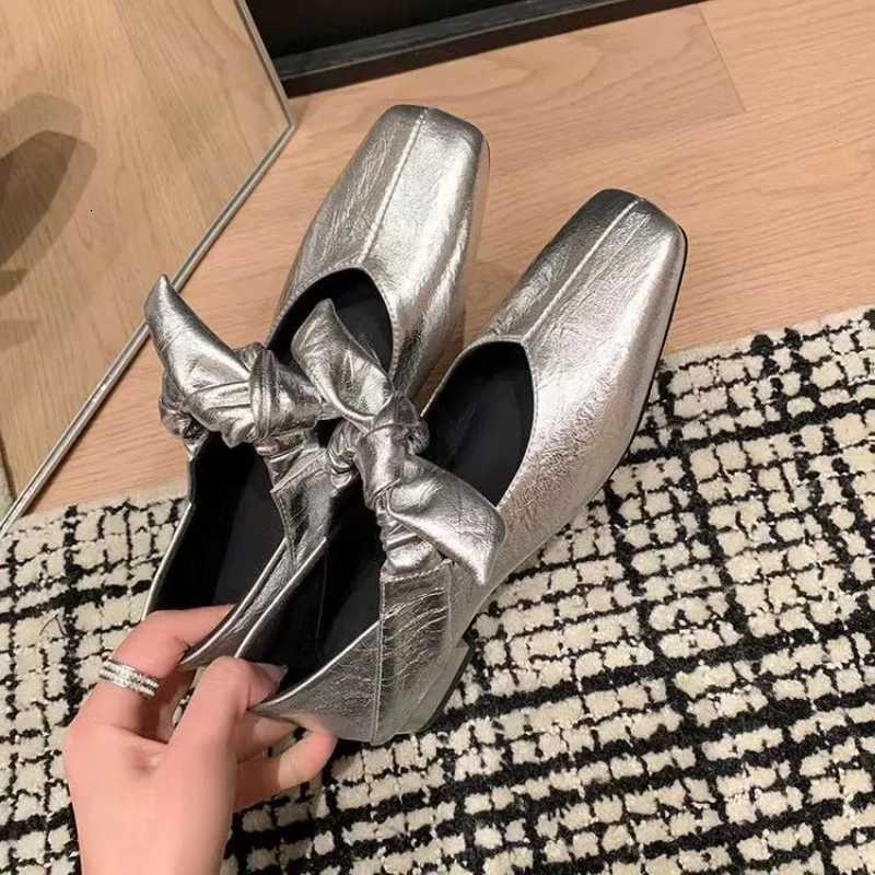 Fi Flat Shoes Womens Spring Square Head Shallow Mouth Butterfly Knot Set Foot Soft Soles N-slip Single ShoesXJ251208