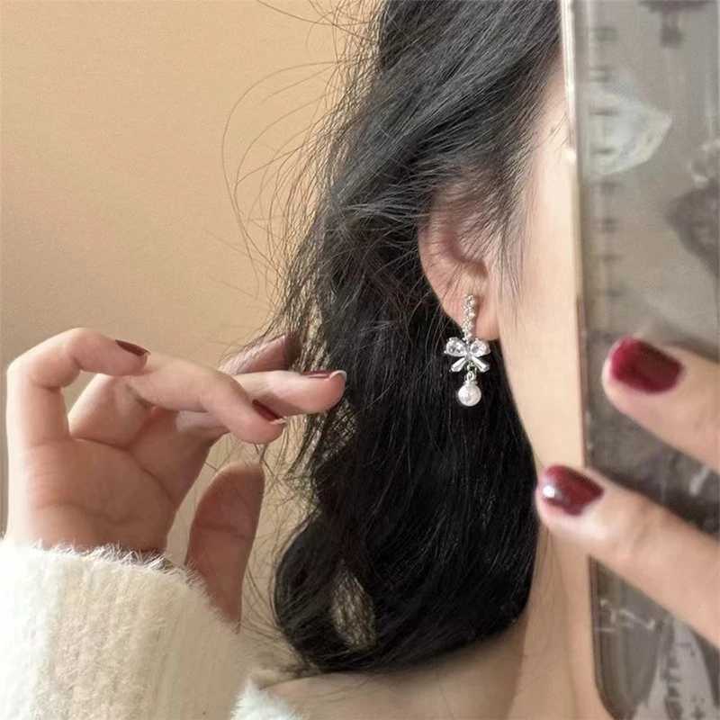 1Pair Exquisite Bow Pearl Dangle Earrings For Women Girls Fashion Sweet Stud Earrings Wedding Party Jewelry Accessories Gifts J251208