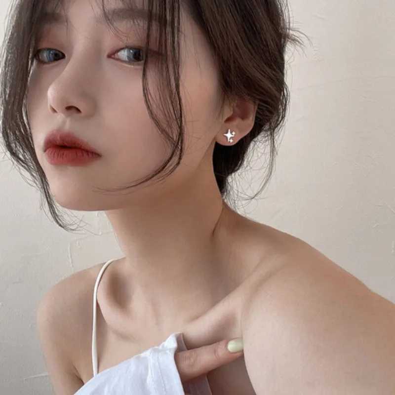 925 Sterling Silver Hypoallergenic Stud Earrings for Women Moon Star of David Maple Leaf Heart Lightning Earrings S999 Jewelry J251208