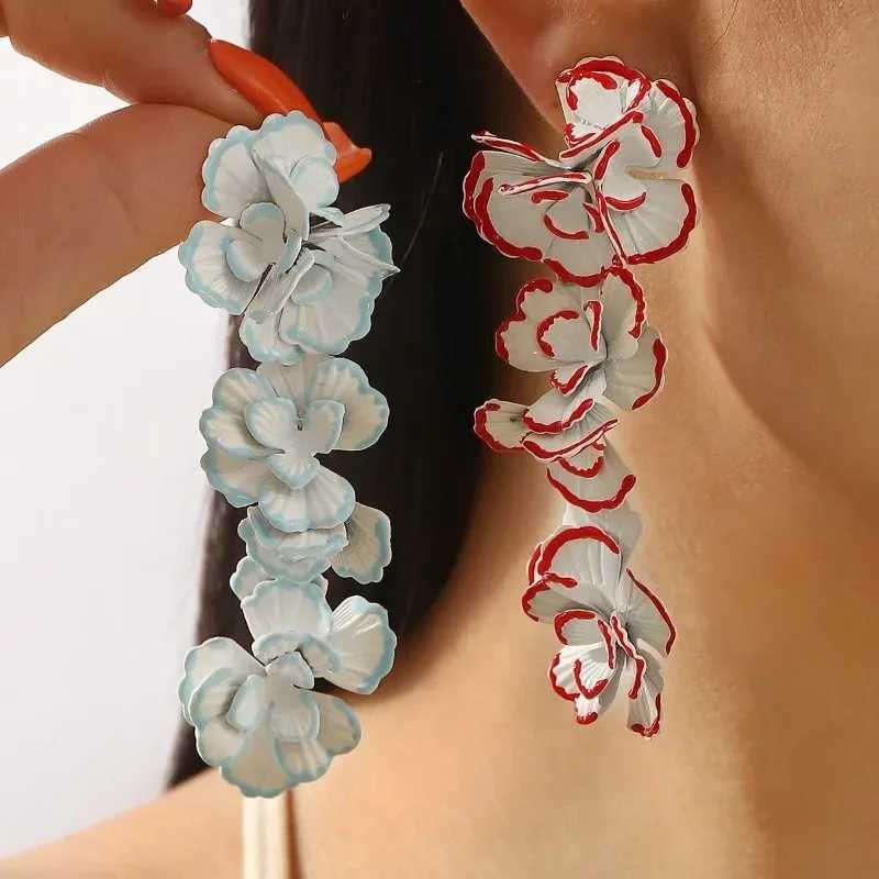 E13852 Crossborder ZA New Floral Earrings Womens Bohemian Multilayer Alloy Spray Paint Flower Earrings J251208