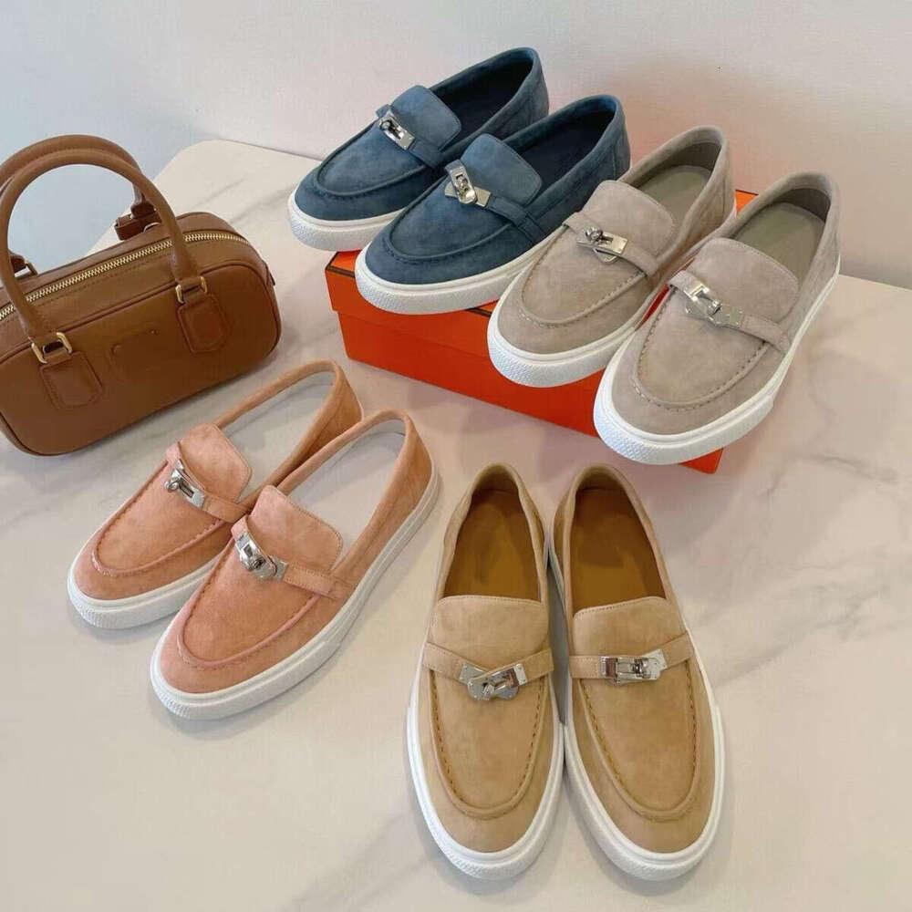 new Luxury loafers designer womens mens slip on Classic business office Vacation Driving sneaker shoes 2025 silver plated kelly buckle Suede Flat lightweight dress