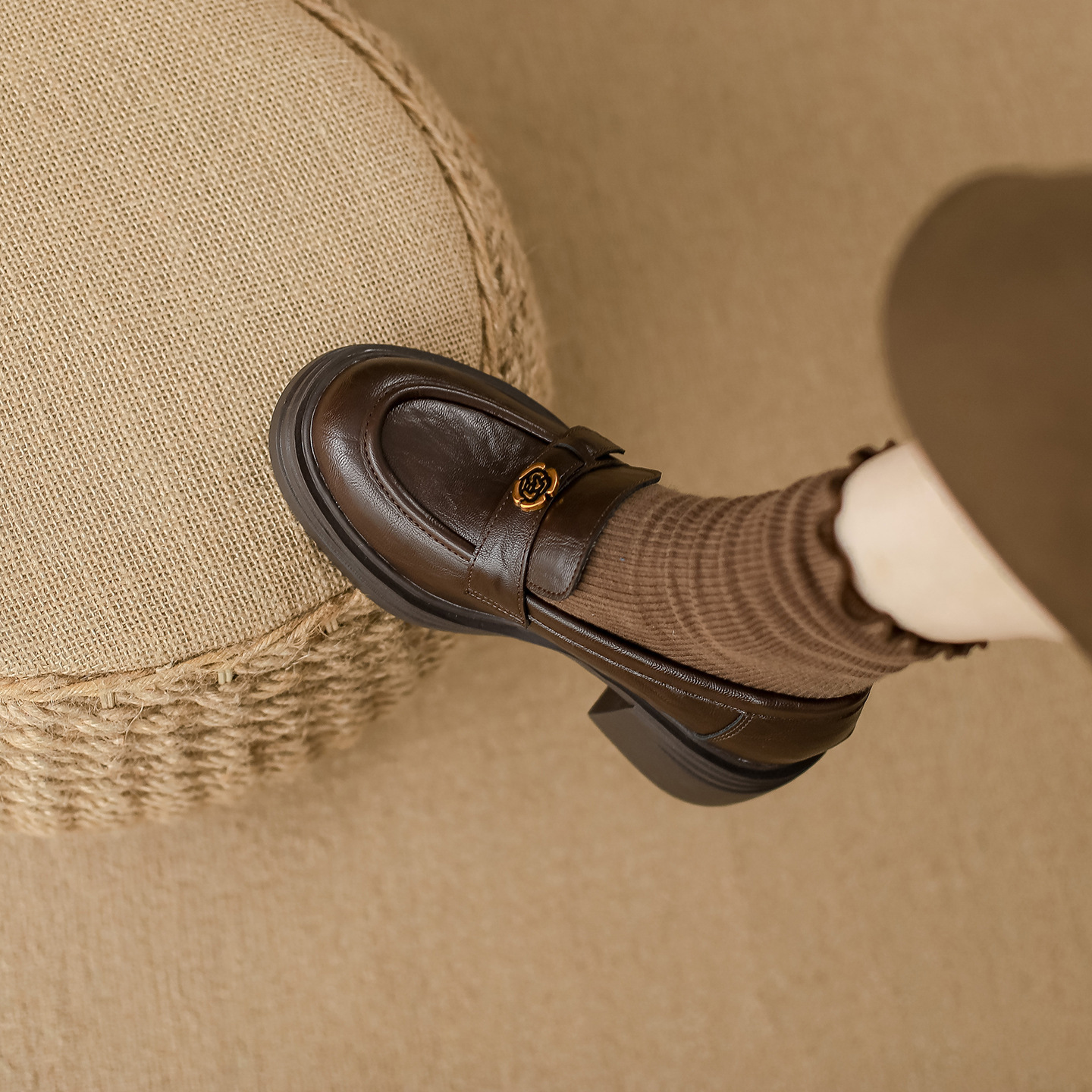 Fashion Designer Brand Medium Heel Stiletto Suede Fabric Blue Red Open Toe Casual Evening Narrow Heel Shoes Accurate Size Affordable High Heels