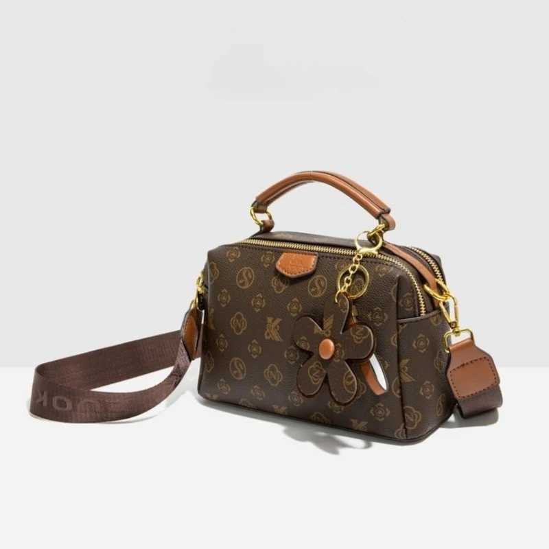 Luxurious Sleek Shoder Bag Underarm Crossbody Luxury Dinner Party 2025 New Model Exquisite Glamorous Chic Timeless Y251208