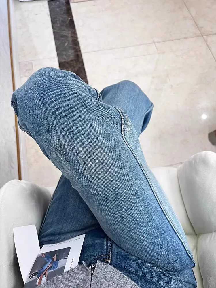 Womens Autumn Winter High Waist Velvet Thick Jeans Loose Fit Fashion for Aunty Flattering for Pear ShapeT251208