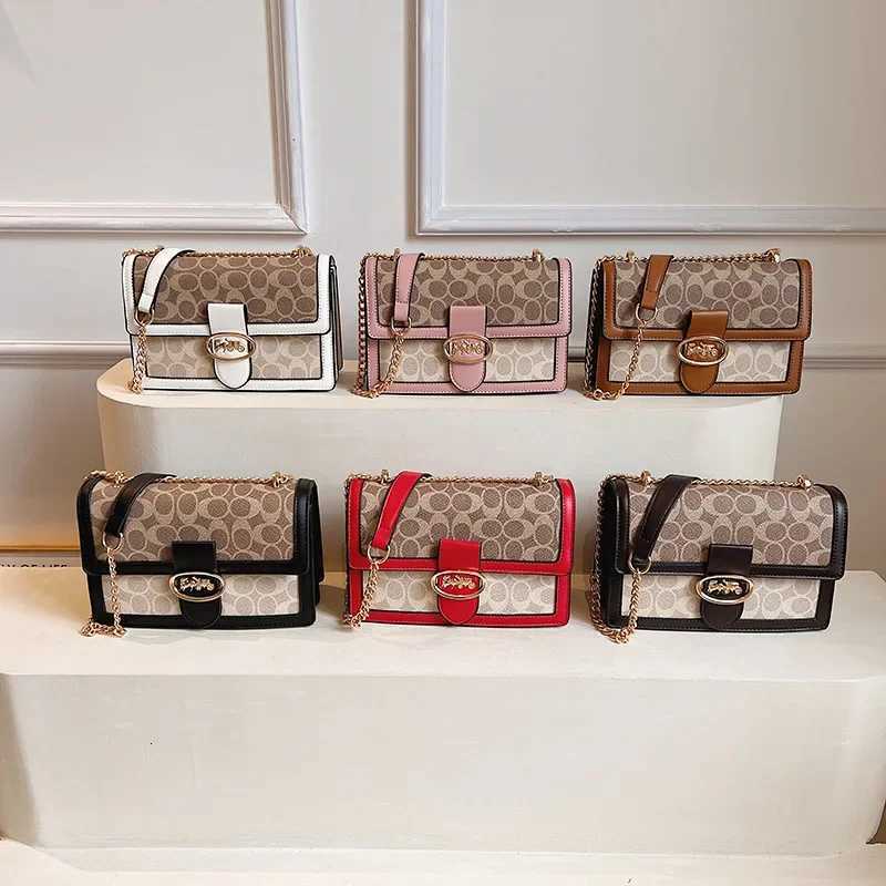2025 Hot Wens High-end Bag Fi Chain Small Square Bag Ins Versatile Crossbody Shoder Bag Y251208