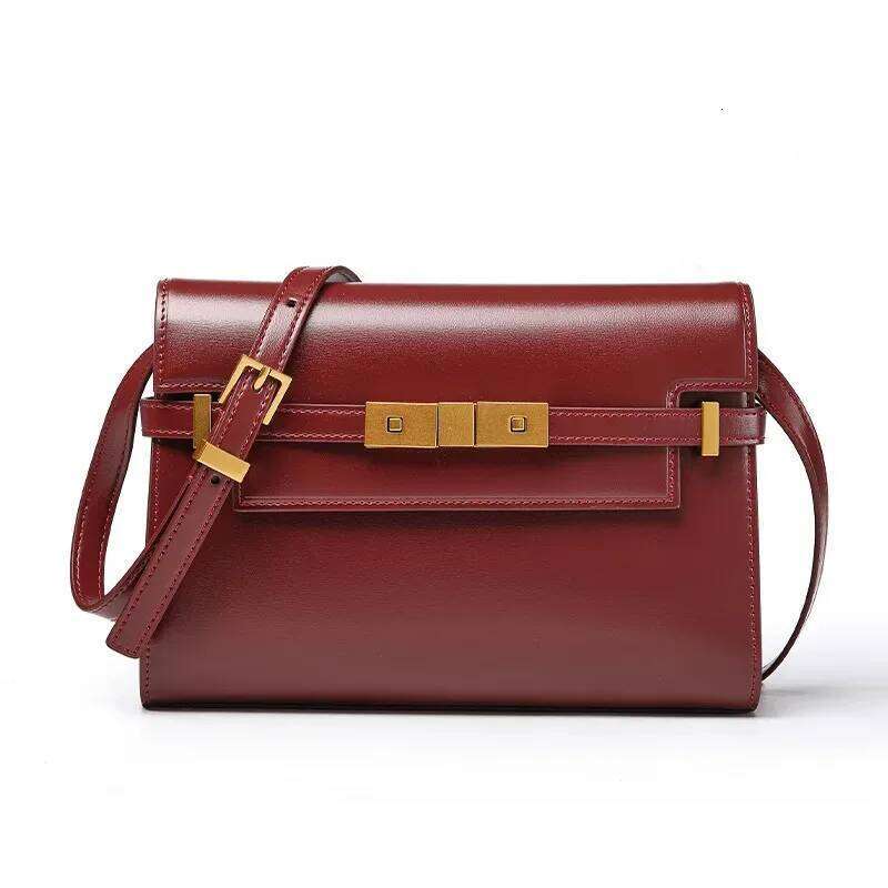 Manhattan Handbag, Retro High-End Feeling, Underarm Mailman Baguette Bag St251208