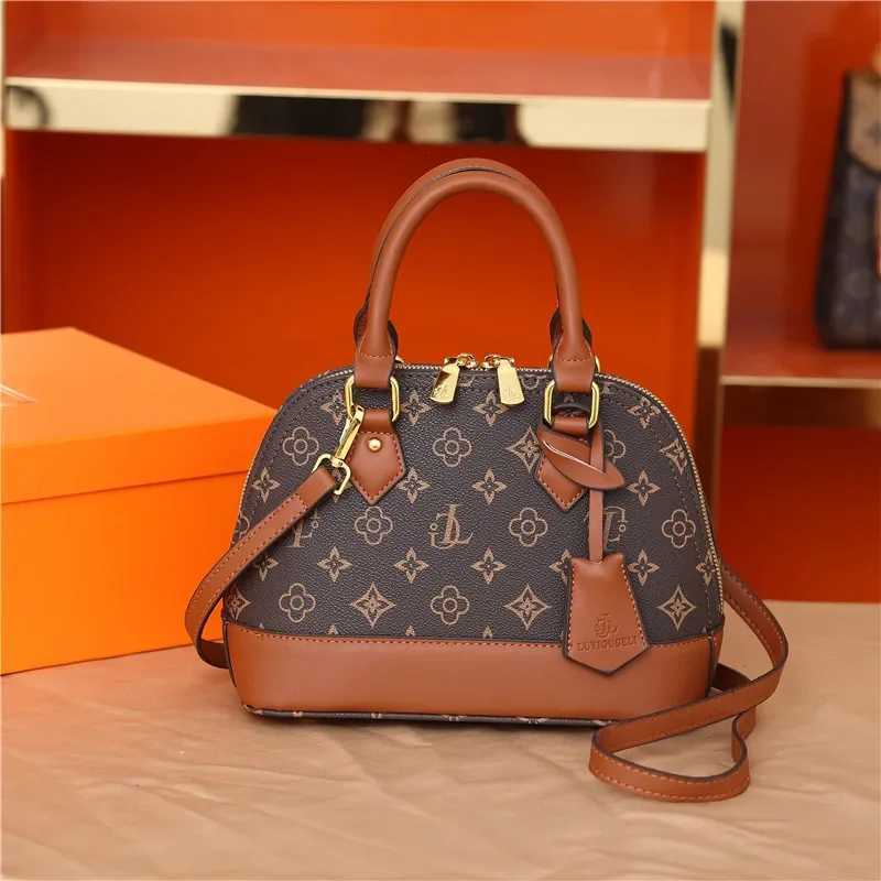 2025 Vintage Print Shell Bag for Wen Unique Patter Shoder Bag Versatile Crossbody Purse with Top Handle Chic Style Y251208