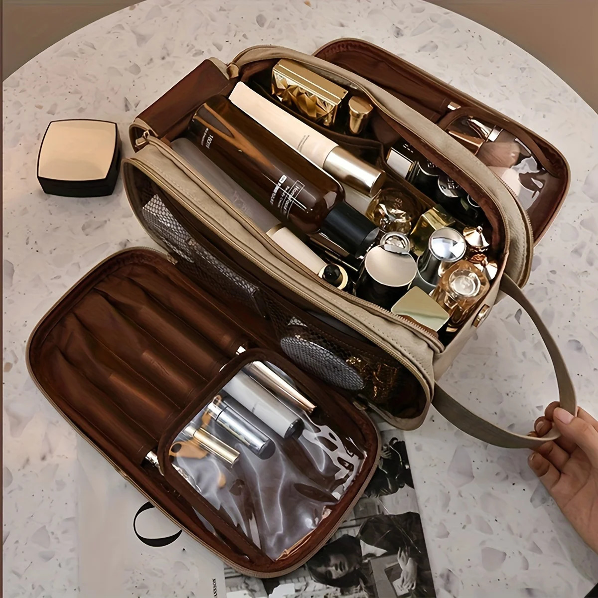 Large Capacity Cosmetic Bag Makeup Toiletries Organizer PU Leather Portable Travel Toiletry Pouch Women Storage Bags 251205