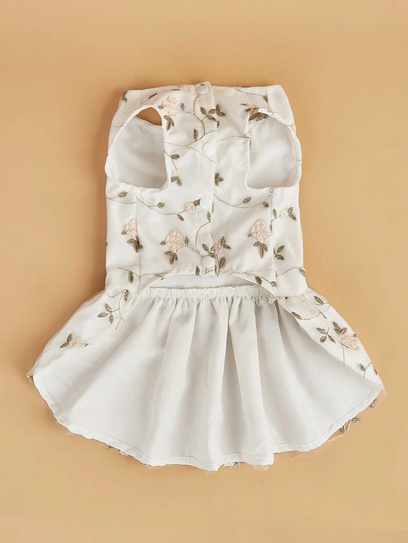 Dog Dress Girl Dog Sleeveless Clothes Embroidered Flower Pet Apparel Doggie Tulle Bowknot Cat Clothing Puppy Dresses M251208