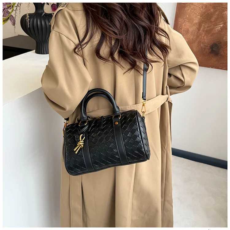 2025 New Wens Large Capacity Bag - Trendy Weaving Design Fi Versatile Cmuter Shoder Handbag Y251208