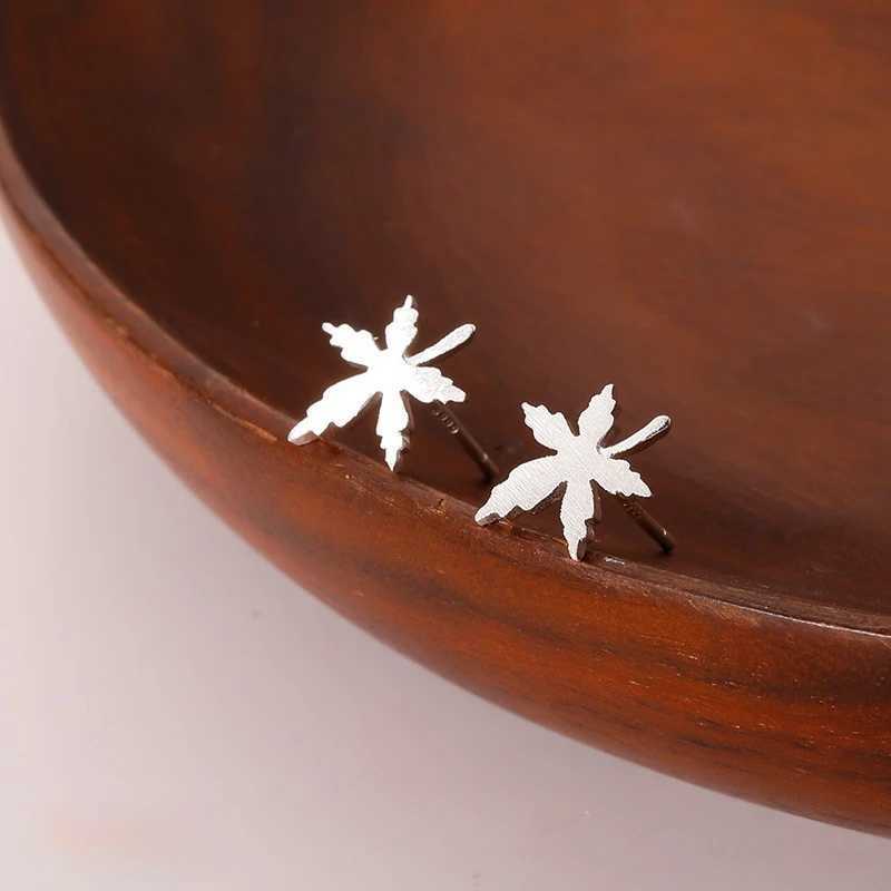 925 Sterling Silver Hypoallergenic Stud Earrings for Women Moon Star of David Maple Leaf Heart Lightning Earrings S999 Jewelry J251208