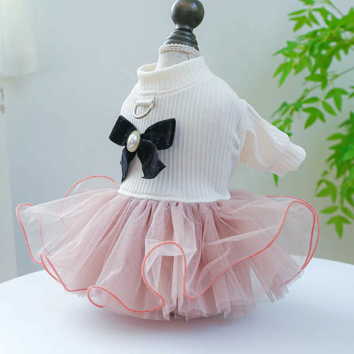 Spring Summer Pet Dog Cat Puppy Tutu Princess Dress Printed Lace Dog Skirt Pet Apparel Dog Dress M251208