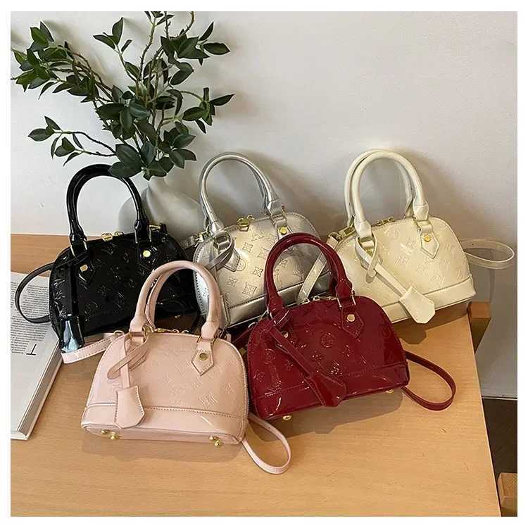 Luxury Inspired Lightweight Hard Shell Crossbody Bag Chic Diagonal Design Shoulder Handbag Y 1100368158