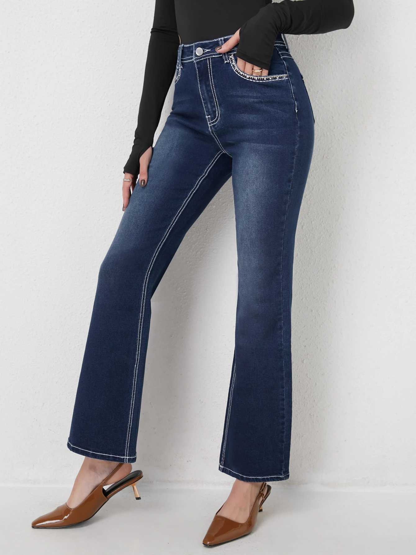 2025 Autumn/Winter New Womens Denim Pants The back pocket features sequin embroidered geometric patterns The edge of the fronT251208