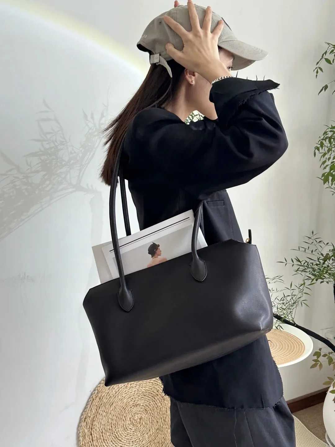 High Quty Soft Long Handle Bag Fashion Luxury Tote Bag GenuineLeather Women Shoulder Bag Office Large Capacity C251208